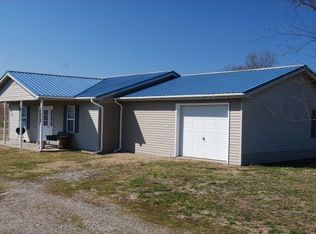 211 Collins Ln, Glasgow, KY 42141