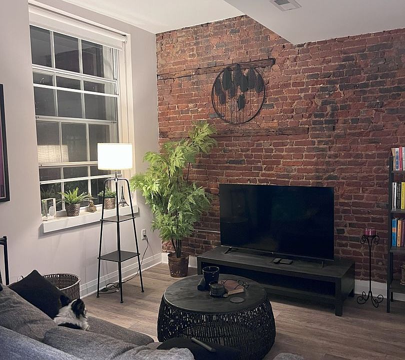 1st image of 24-30 S Bank St #416