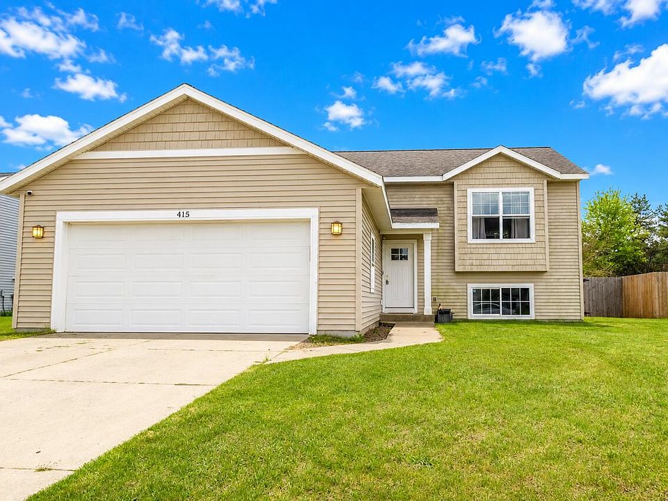 1st image of 415 White Pine Ct