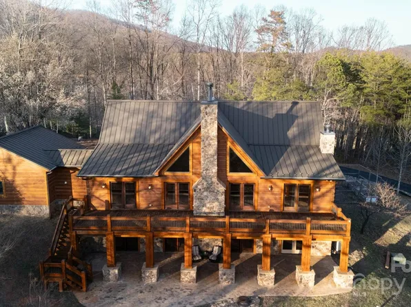 214 Whitney Blvd, Lake Lure, NC 28746