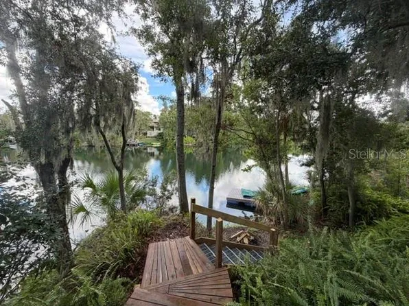 950 LAKE COVE TRAIL, LAKELAND, FL 33813