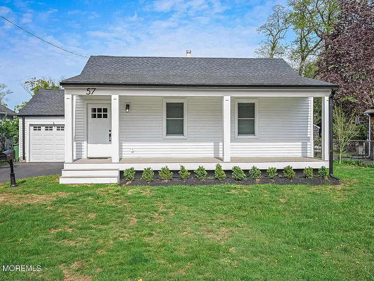 57 Villa Pl — Photo 4