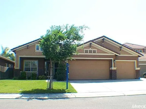 5518 Double Eagle Ct, Riverbank, CA 95367