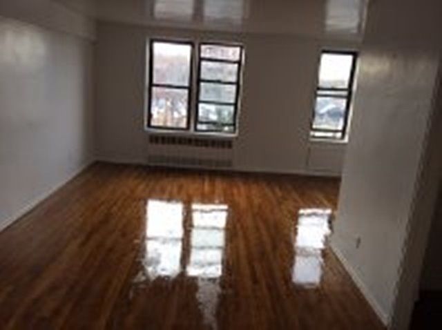 1st image of 8823 162nd St APT 5B