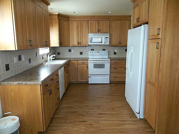 2nd image of 236 53rd Avenue Ct