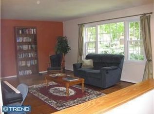 1906 Rolling Ln, Cherry Hill, NJ 08003