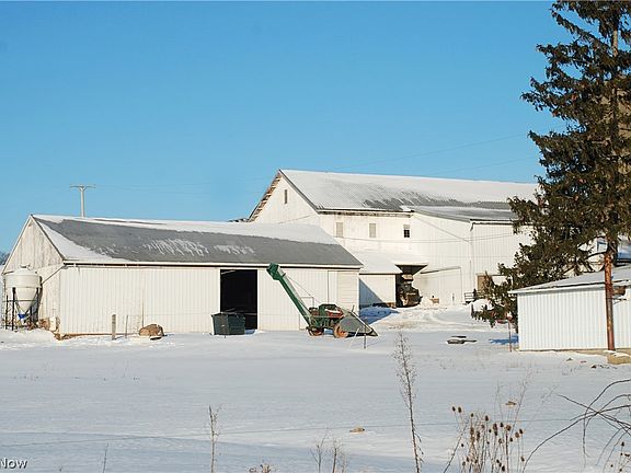 5th image of 8187 S Honeytown Rd