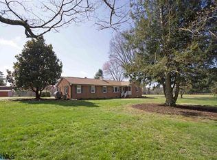 1498 Walnut Shade Rd, Louisa, VA 23093