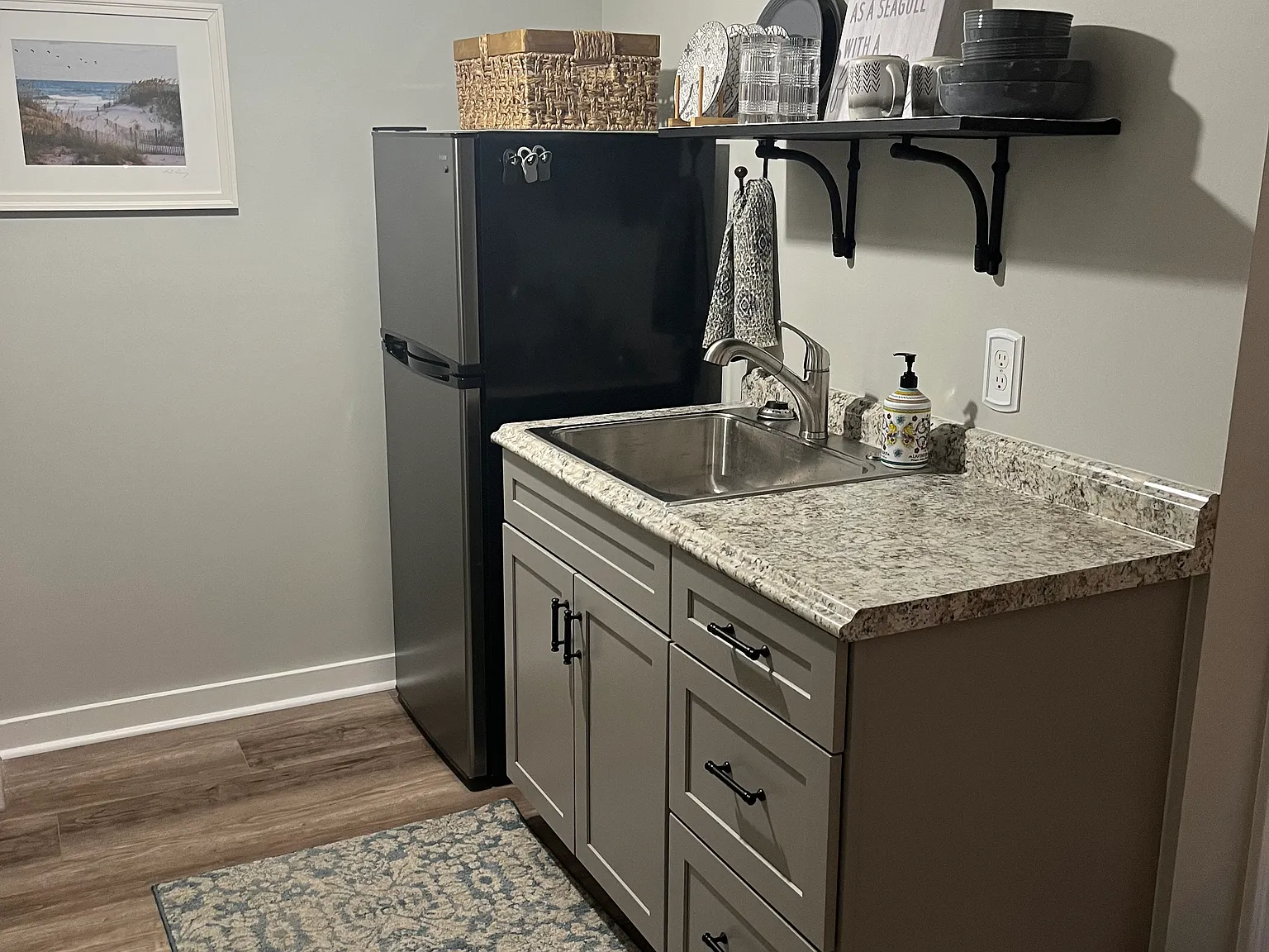1 bed, 1000 sqft, $1,400 — Photo 3