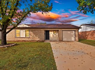 1427 Caladium Dr, Mesquite, TX 75149