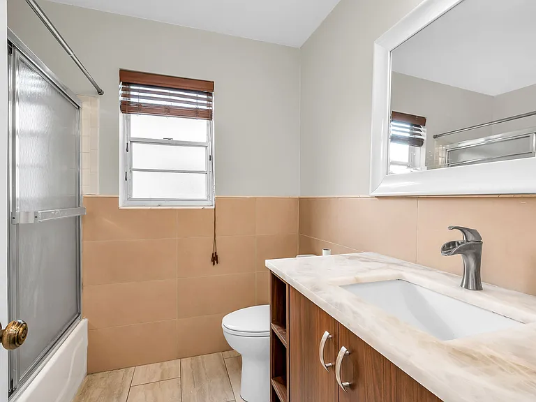 23073 SW 56th Ave — Photo 12