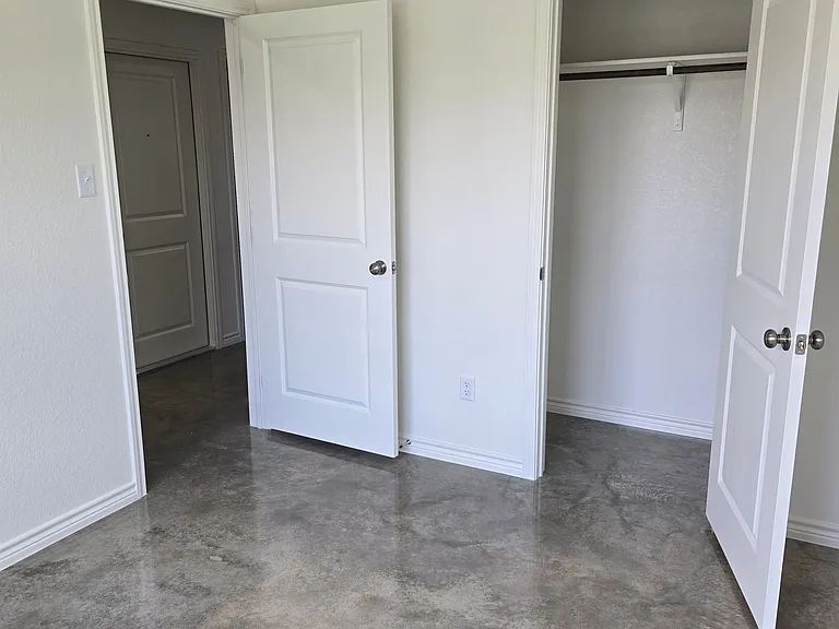 1278 Lehmann Dr — Photo 9