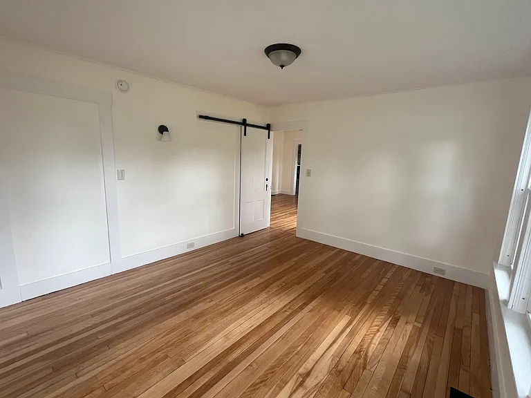 19-21 High St #21B — Photo 7