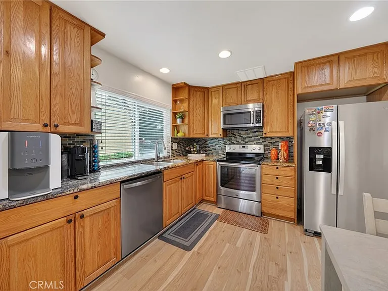 4842 Carmonita Ln — Photo 10