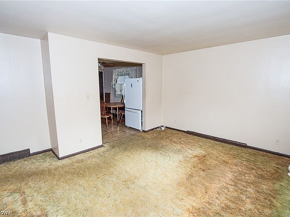 5th image of 7216 Glendale Ave