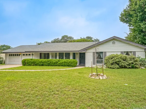 729 WINDROCK DR, Windcrest, TX 78239