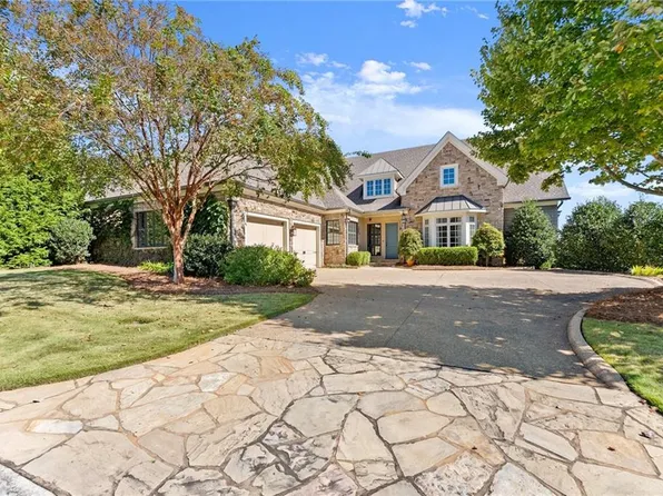 2718 High Vista Point, Gainesville, GA 30501