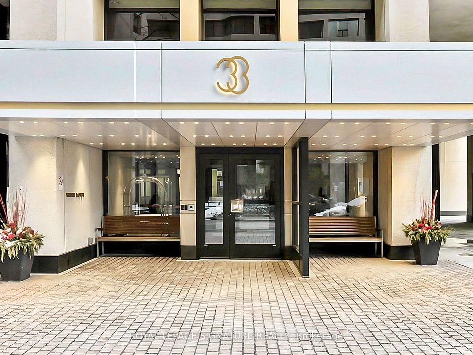1st image of 33 Harbour Sq #410/204