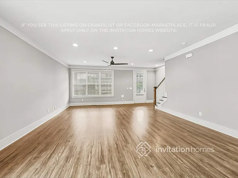 242 Founders Ln — Photo 7