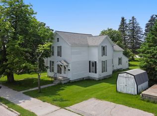 757 N Main St, Cheboygan, MI 49721