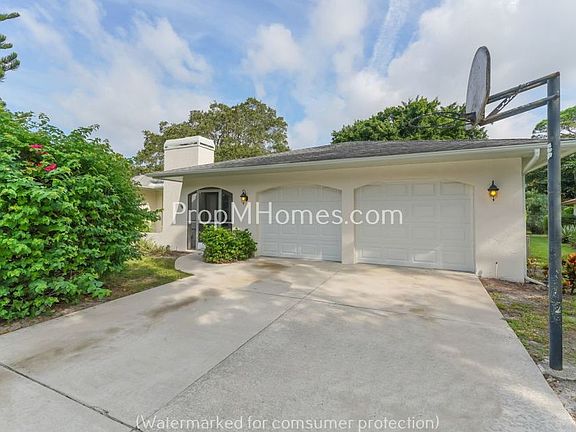 2nd image of 2501 Regatta Dr
