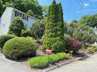 6 Nettleton Ct, Shelton, CT 06484