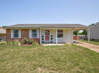 2816 Vineyard Dr, Arnold, MO 63010
