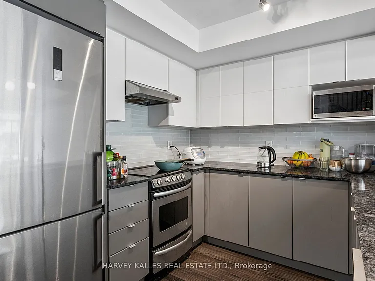 152 Flemington Rd #Townhouse 104 — Photo 18