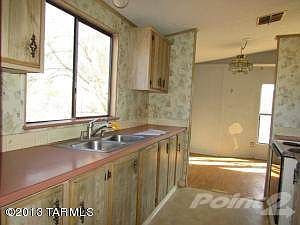 022-188361 kitchen 2