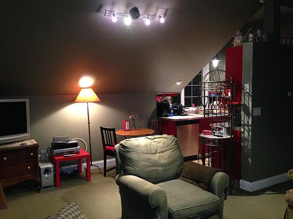 Living and Eating Area