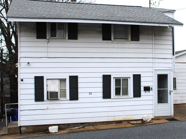 28A W Maple St, Dallastown, PA 17313