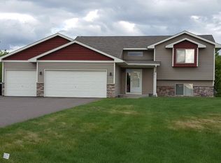 25613 102 1/2 St NW, Zimmerman, MN 55398