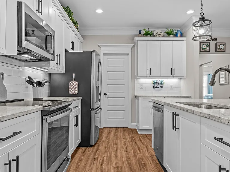 1540 Carriage Ridge Dr — Photo 16