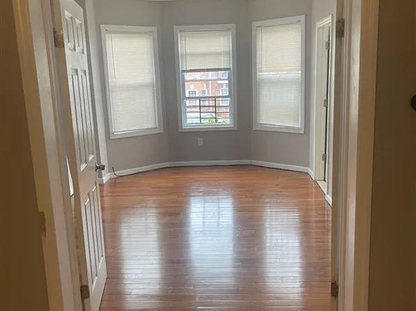 104 S 12th St #2, Newark, NJ 07107