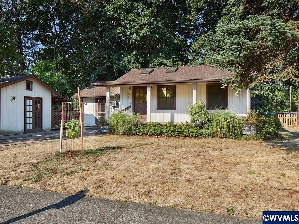 1st image of 1640 NW Kings Blvd