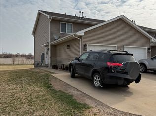 1856 Wrigley St, Ely, IA