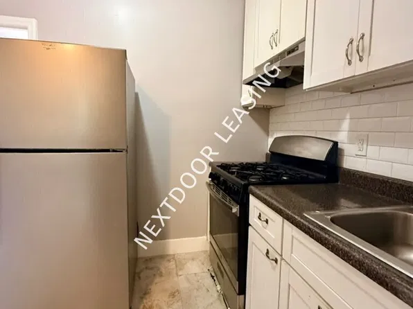65 Atlantic St #3M, Jersey City, NJ 07304