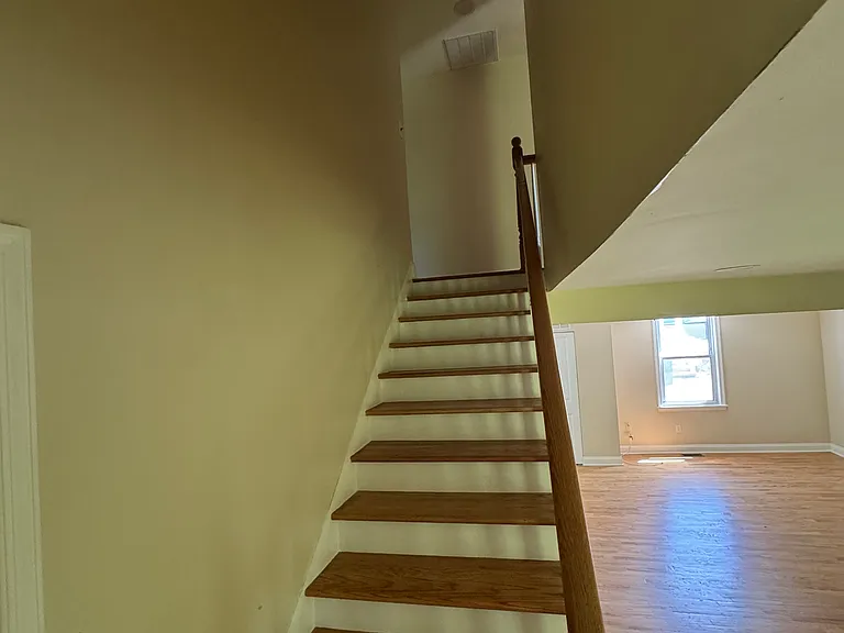 2427 Wythe Ave — Photo 16