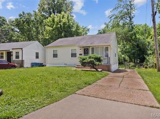 270 Estridge Rd, Saint Louis, MO 63137