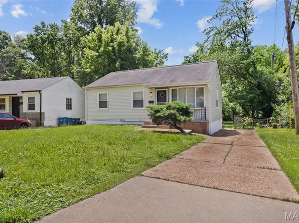 270 Estridge Rd, Saint Louis, MO 63137