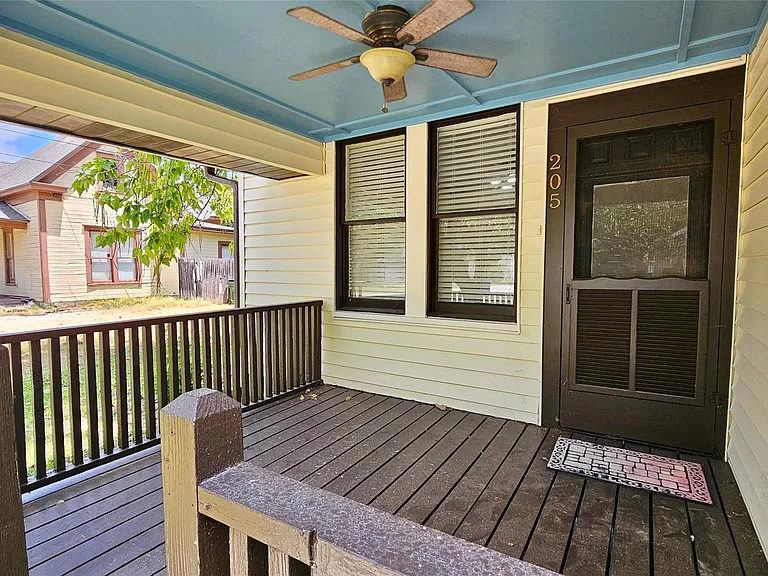 205 S Granger St — Photo 7