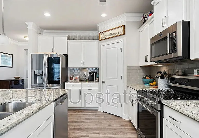 201 Sweet Hill Rd — Photo 11