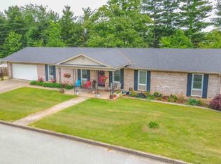 207 Robin Dr, Somerset, KY 42503