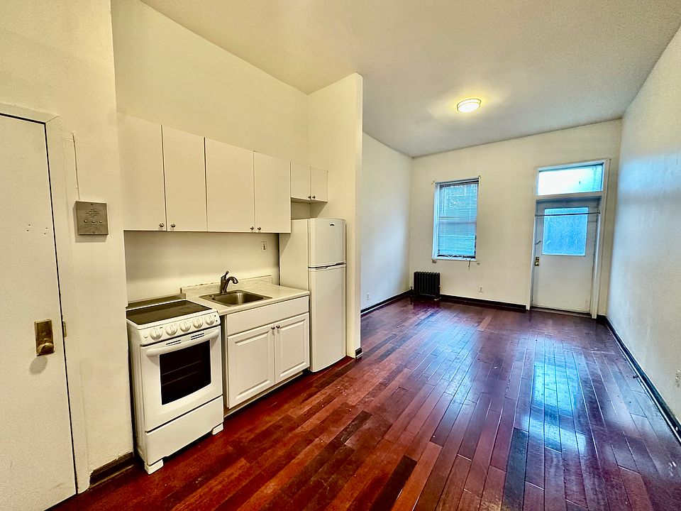 1st image of 215 Avenue A APT 1RN