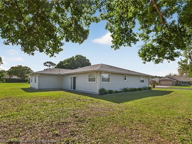 3205 Monza Dr — Photo 41