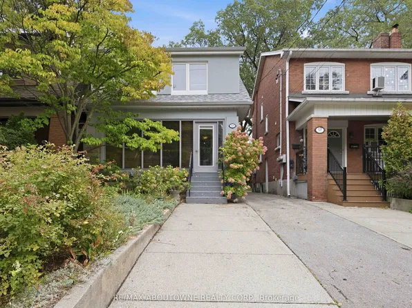 319 Durie St, Toronto, ON M6S 3G2