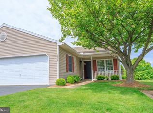 4036 Woodspring Ln #4036, York, PA 17402