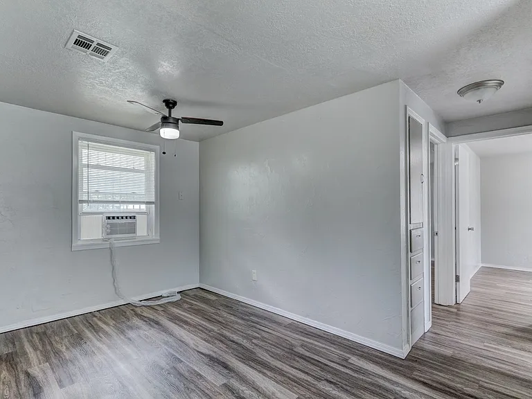 1904 Cherry Ln — Photo 26