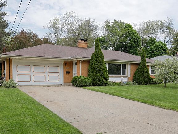 3414 Croyden Ave-102