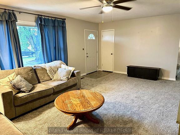 4th image of 1807 Virginia Dr